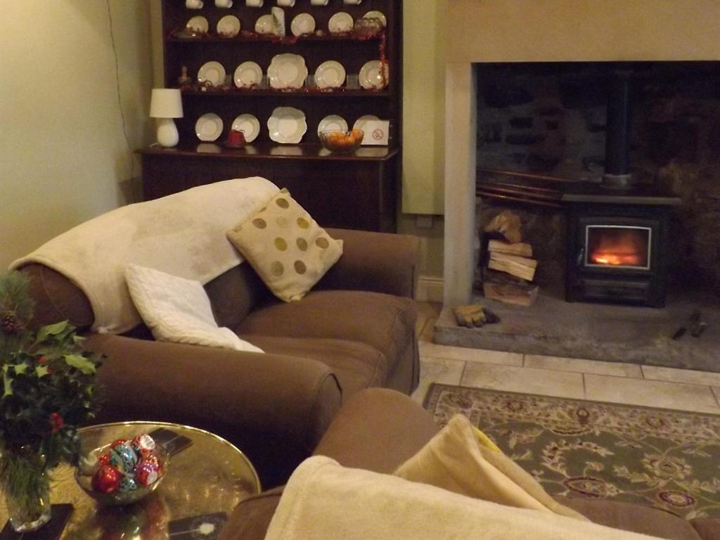 האלטוויסל Hillis Close Farm Cottage מראה חיצוני תמונה